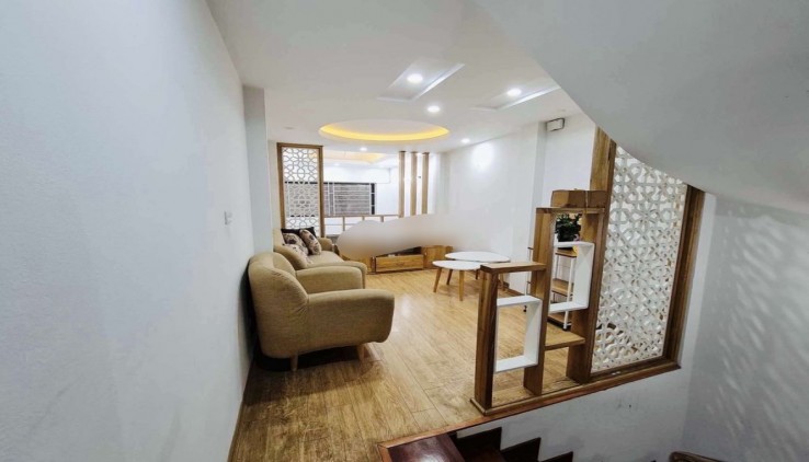 Cho thuê tầng 5 nhà khu TT1 phố Kiều Mai - Phúc Diễn- Bắc Từ Liêm - HN làm VP Công ty 200m2